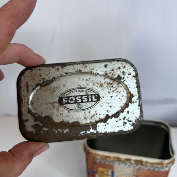 FOSSIL Tin Can Watch Empty Authentic Genuine Fossil 1999 w/ Accessories - Picture 7 of 14